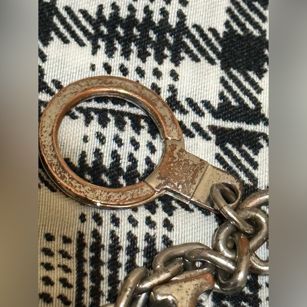 Auth. Louis Vuitton Keychain/Bag charm - Picture 3 of 8